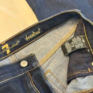 7 for all Mankind bootcut jeans. Size 31